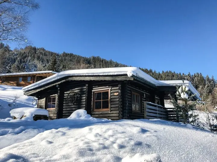 Die Chalets im Winter