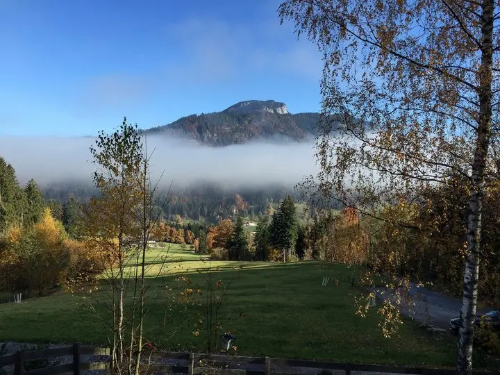 Blick talwärts im Herbst